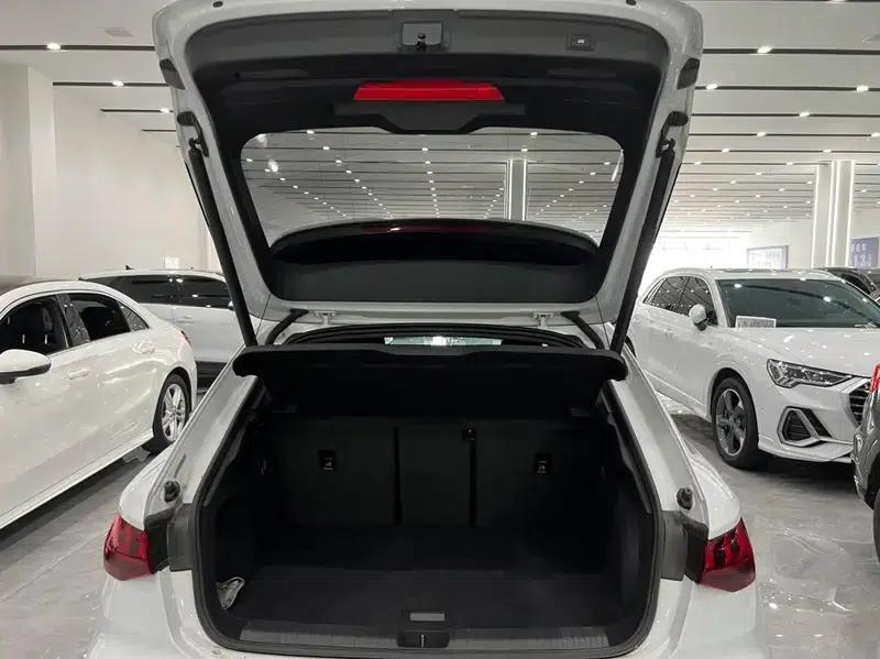 Audi A3 2021 Sportback 35 TFSI Fashion Sport — миниатюра 19