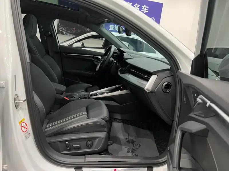 Audi A3 2021 Sportback 35 TFSI Fashion Sport — миниатюра 21
