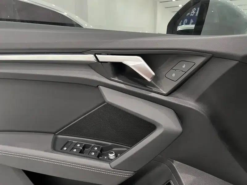 Audi A3 2021 Sportback 35 TFSI Fashion Sport — миниатюра 7