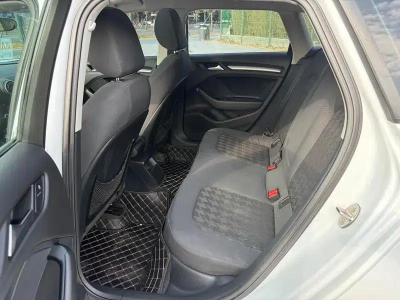 Audi A3 2014 Sportback 35 TFSI Automatic Entry-Level Model — миниатюра 12