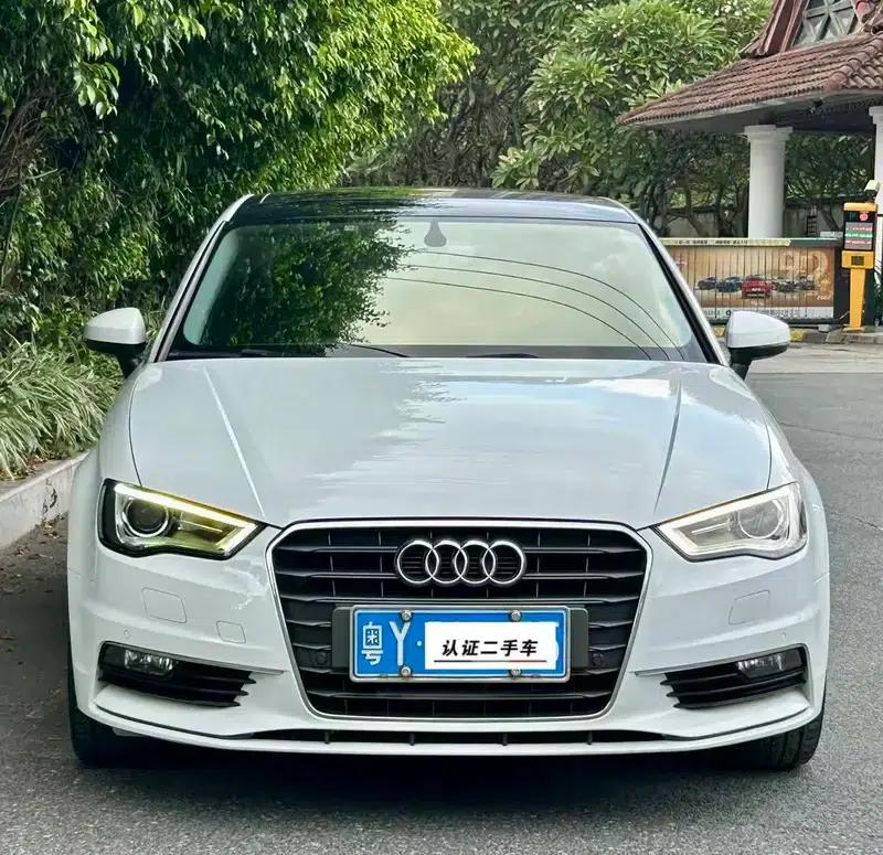 Audi A3 2014 Limousine 35 TFSI Automatic Fashion Edition — миниатюра 2