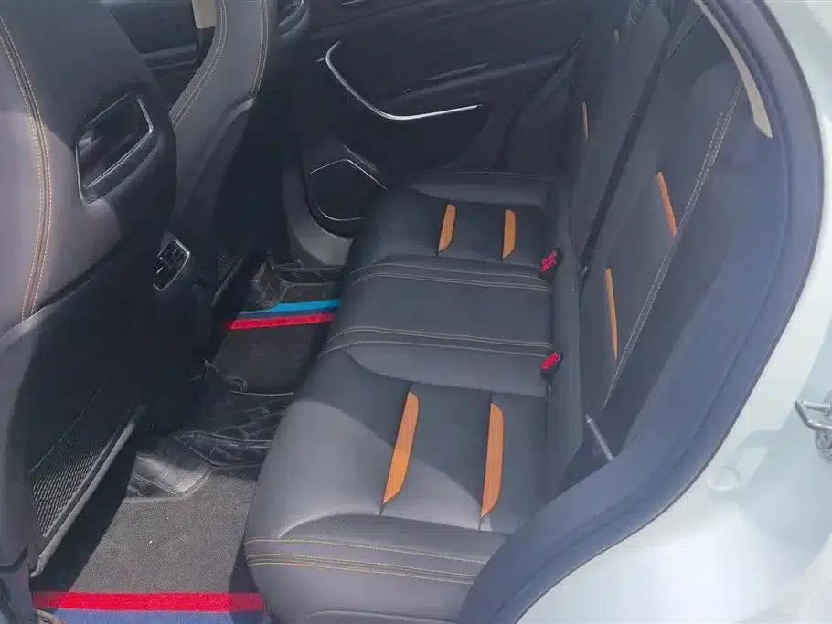 Bestune T77 2019 Facelift 230 TID Automatic Luxury Model (National V Emission Standard) — миниатюра 11