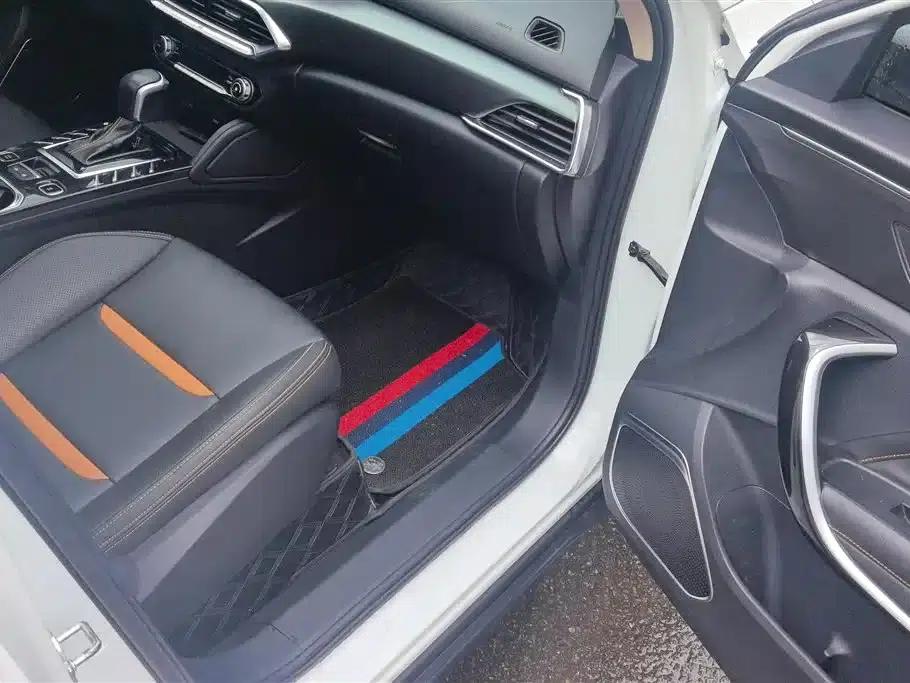 Bestune T77 2019 Facelift 230 TID Automatic Luxury Model (National V Emission Standard) — миниатюра 8