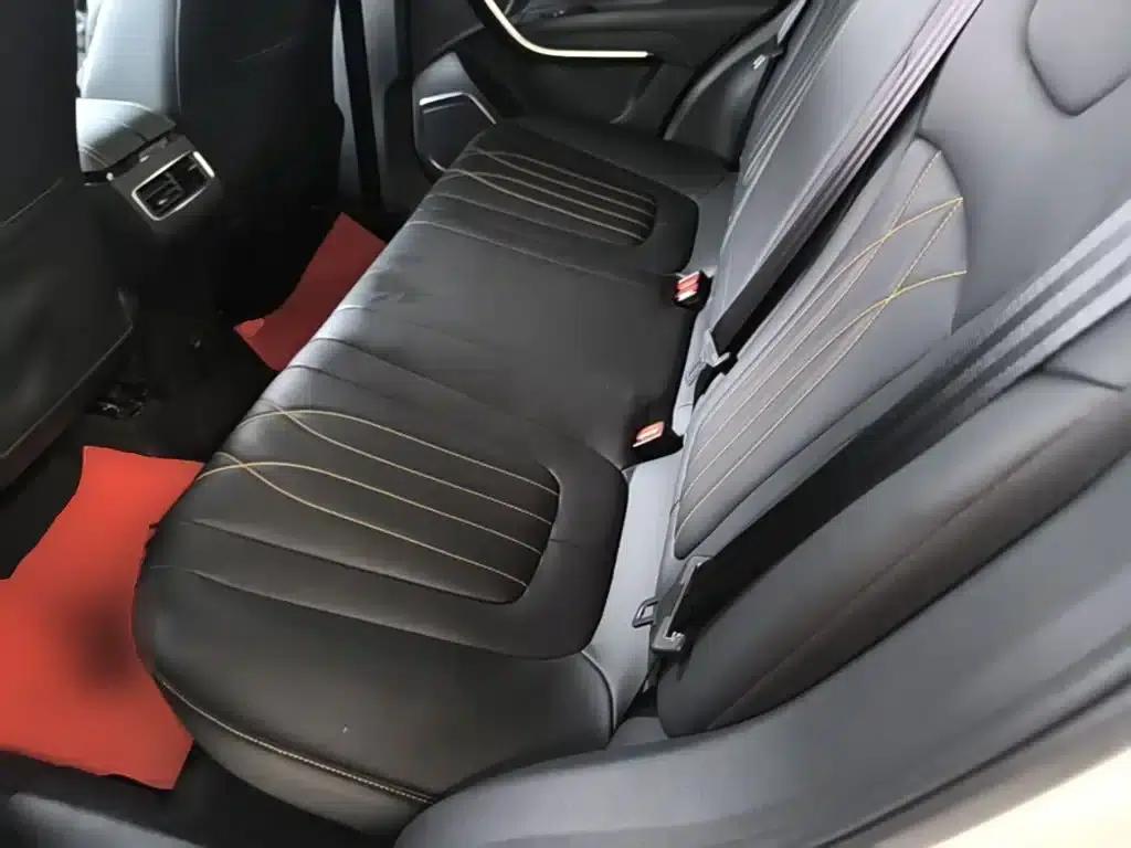 Bestune T77 2023 1.5T Automatic Luxury Edition — миниатюра 17