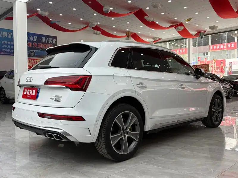 Audi Q5L 2022 Facelift 45T Luxury Dynamic — миниатюра 6