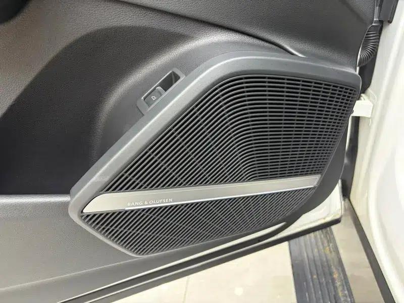 Audi Q5L 2022 Facelift 45T Luxury Dynamic — миниатюра 9