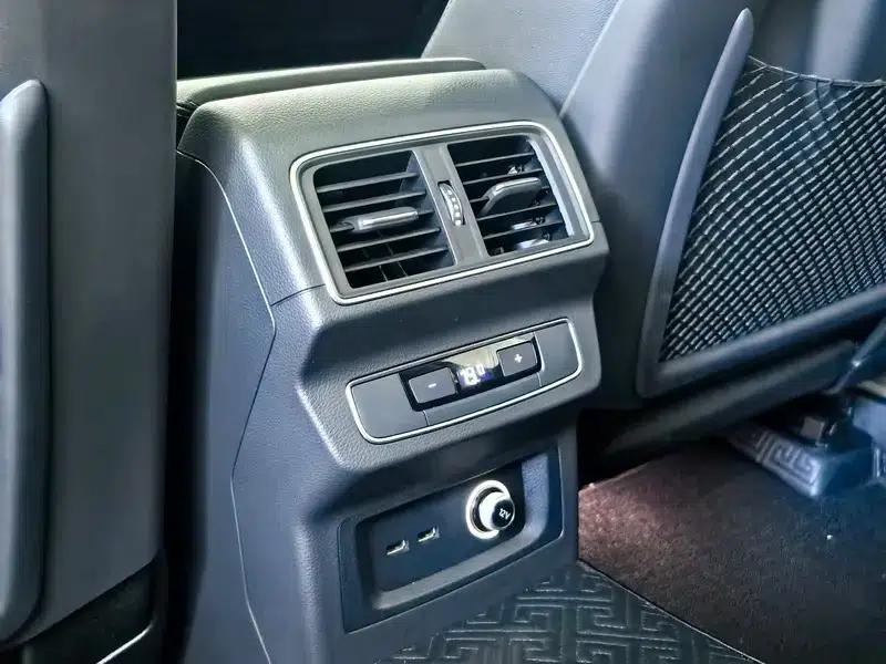 Audi Q5L 2022 Facelift 45T Luxury Elegance — миниатюра 11