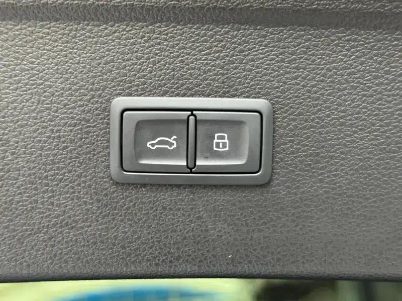 Audi Q5L 2024 40TFSI Luxury Dynamic — миниатюра 4
