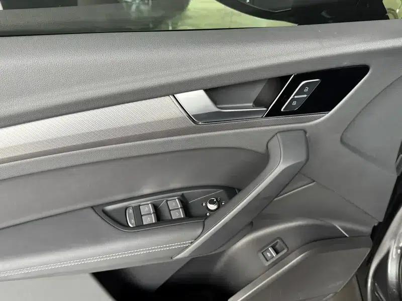 Audi Q5L 2024 40TFSI Luxury Dynamic — миниатюра 10