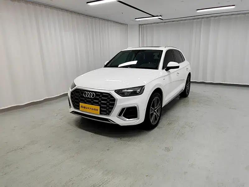Audi Q5L 2022 2.0T Automatic AWD 5-seater Factory Custom Edition — миниатюра 1