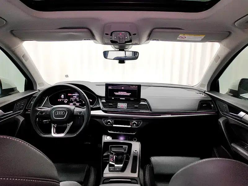 Audi Q5L 2022 2.0T Automatic AWD 5-seater Factory Custom Edition — миниатюра 14