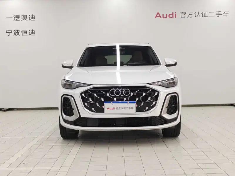 Audi Q5L 2026 2.0T Exclusive Edition for Million Users — миниатюра 2