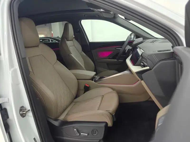 Audi Q5L 2026 2.0T Exclusive Edition for Million Users — миниатюра 16