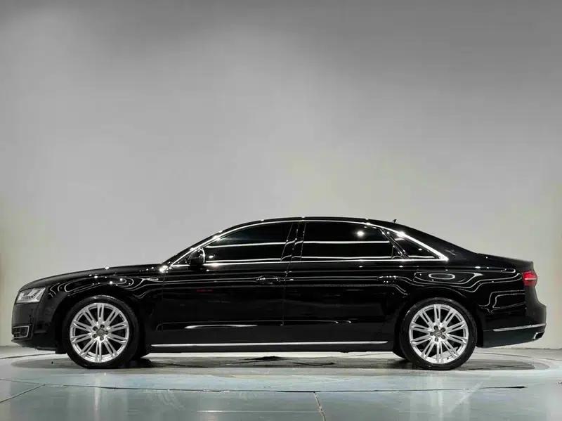 2016 Audi A8 A8L 6.3 FSI W12 quattro Flagship Model — миниатюра 4