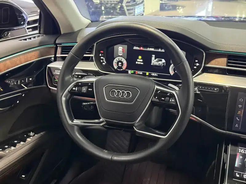 2019 Audi A8 A8L 50 TFSI quattro Luxury — миниатюра 12