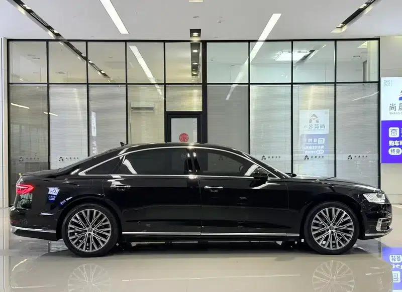 2019 Audi A8 A8L 50 TFSI quattro Luxury — миниатюра 6