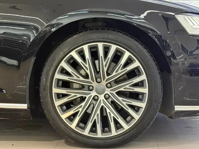 2019 Audi A8 A8L 50 TFSI quattro Luxury — миниатюра 8