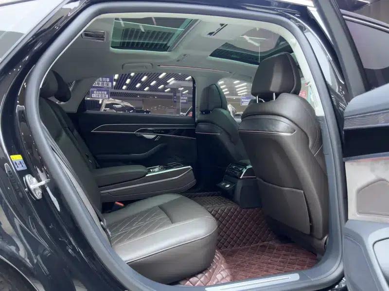 2022 Audi A8 A8L 50 TFSI quattro Comfort Edition — миниатюра 7