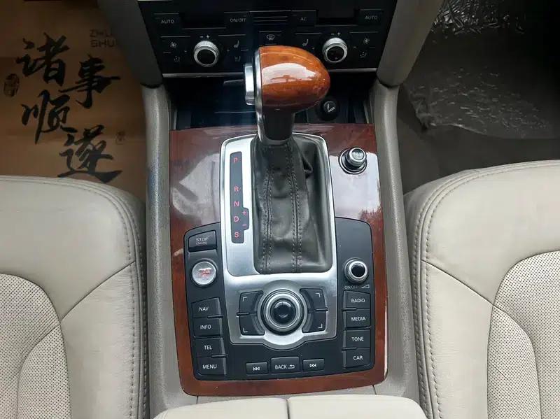 Audi Q7 2012 3.0 TFSI Comfort (245kW) — миниатюра 20