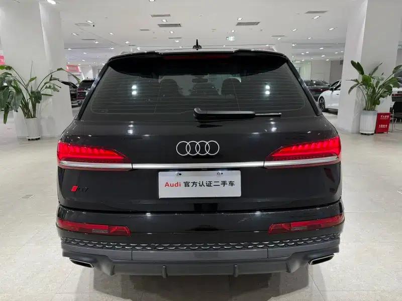 Audi Q7 2025 55 TFSI quattro S line Sport — миниатюра 5