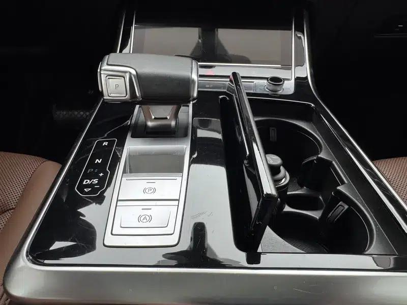 Audi Q7 2021 55 TFSI quattro S line Sport — миниатюра 18