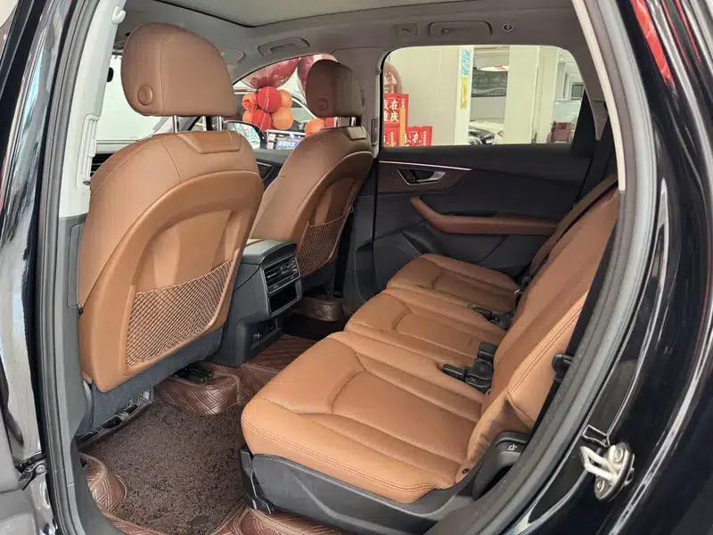 Audi Q7 2021 55 TFSI quattro S line Sport — миниатюра 37
