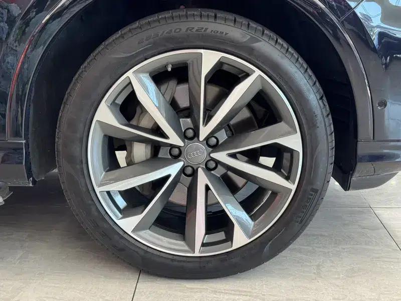 Audi Q7 2021 55 TFSI quattro S line Sport — миниатюра 7