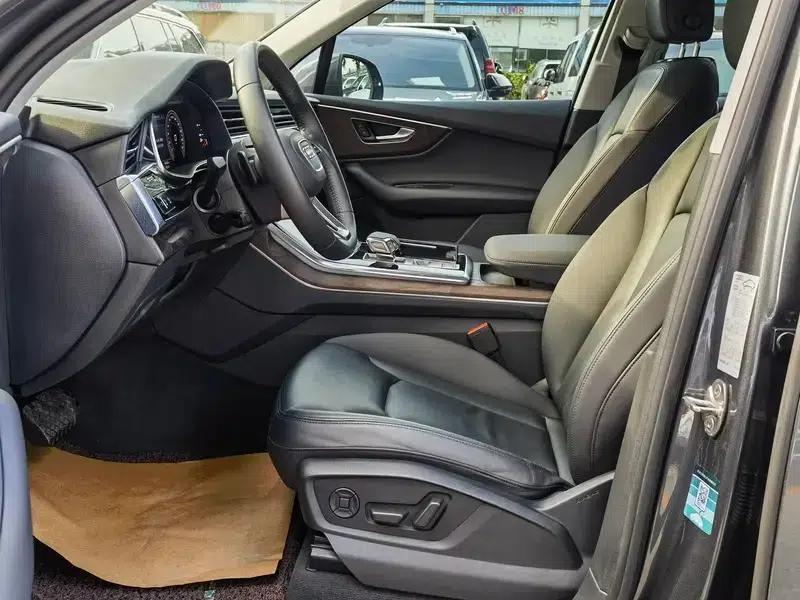 Audi Q7 2020 55 TFSI quattro S line Sport — миниатюра 17