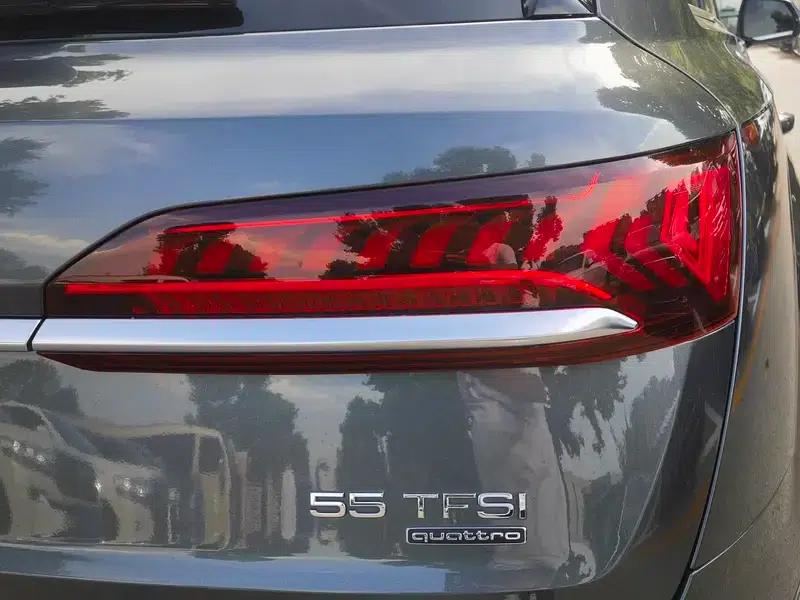 Audi Q7 2020 55 TFSI quattro S line Sport — миниатюра 9