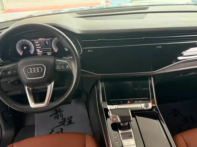 Audi Q7 2020 55 TFSI quattro S line Sport — миниатюра 7