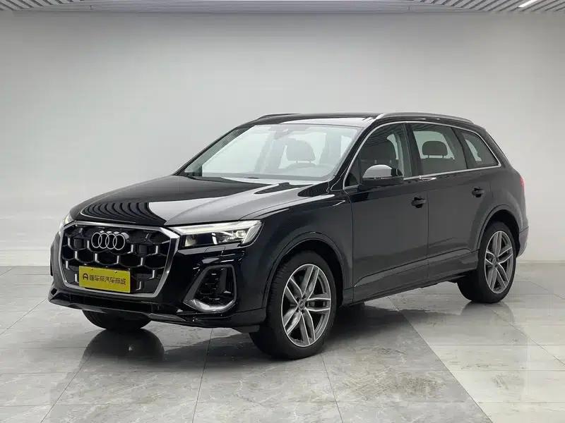 Audi Q7 2025 55 TFSI quattro S line Sport — миниатюра 1