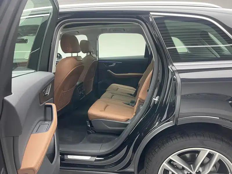 Audi Q7 2025 55 TFSI quattro S line Sport — миниатюра 18