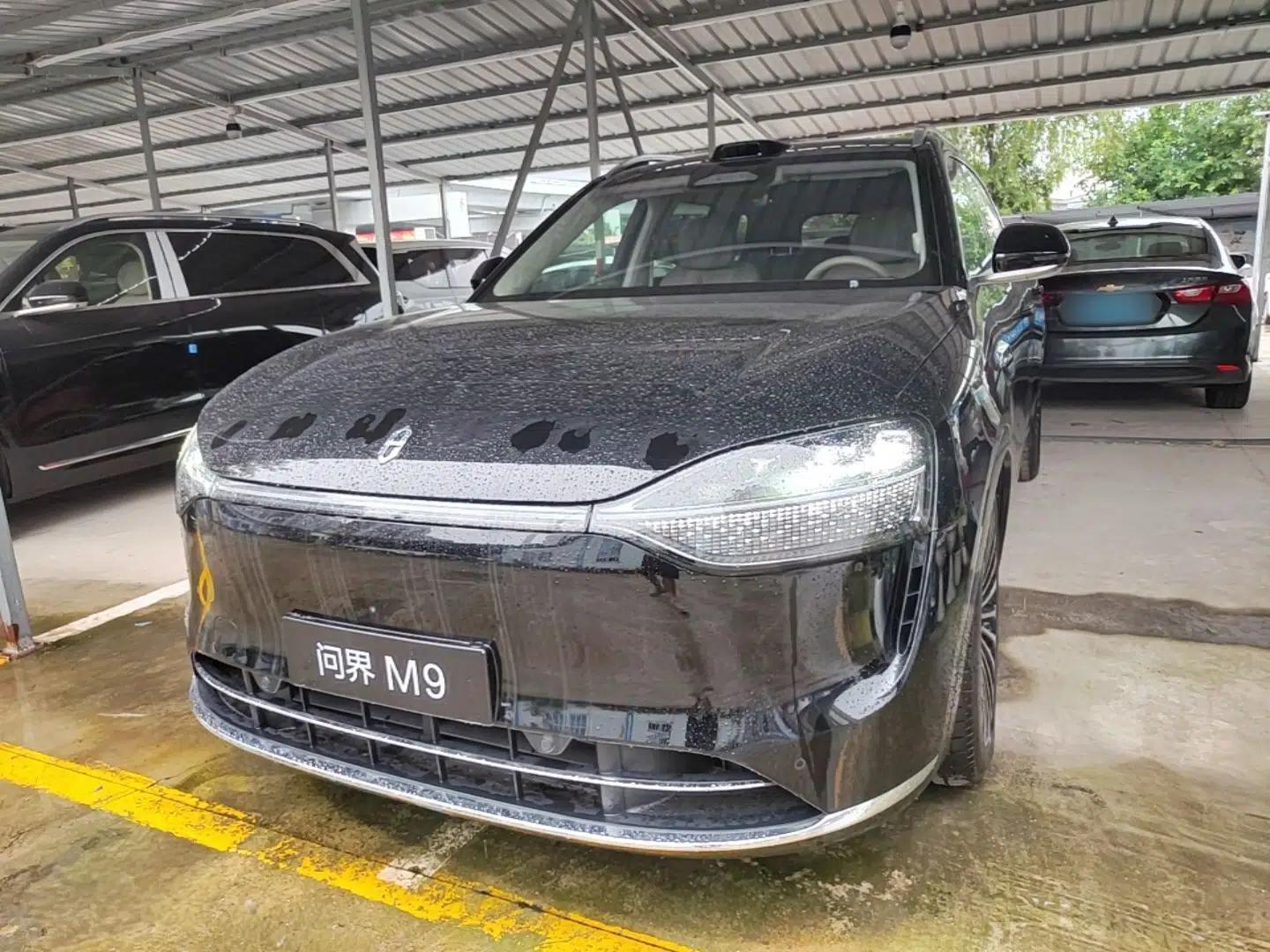 Hima AITO M9 2025 Extended-Range Ultra Version 52 kWh 5-Seater Edition — миниатюра 1