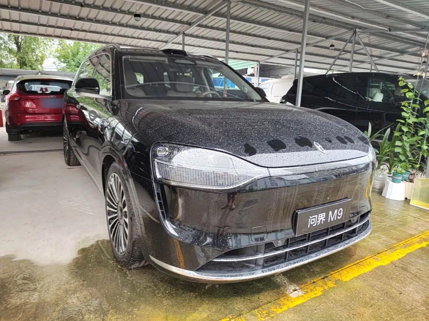 Hima AITO M9 2025 Extended-Range Ultra Version 52 kWh 5-Seater Edition — миниатюра 3