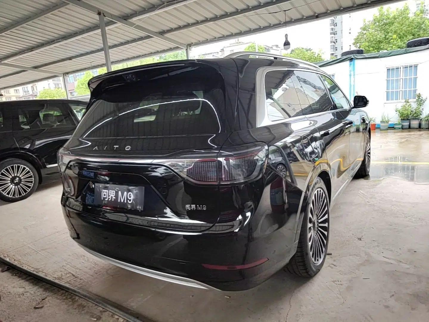 Hima AITO M9 2025 Extended-Range Ultra Version 52 kWh 5-Seater Edition — миниатюра 6