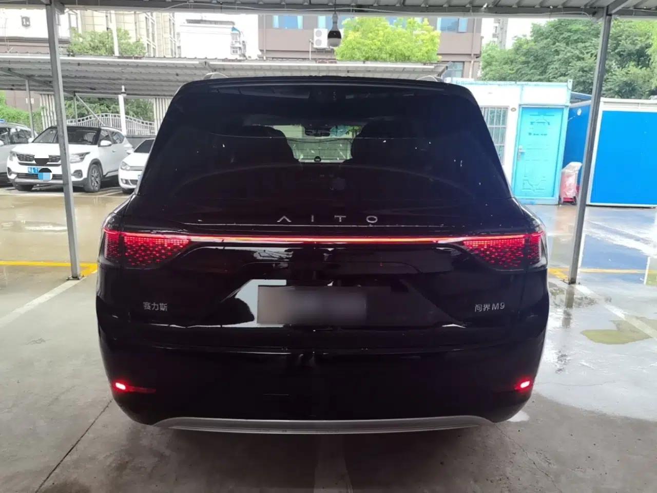 Hima AITO M9 2025 Extended-Range Max Version 52 kWh 6-Seater Edition — миниатюра 5
