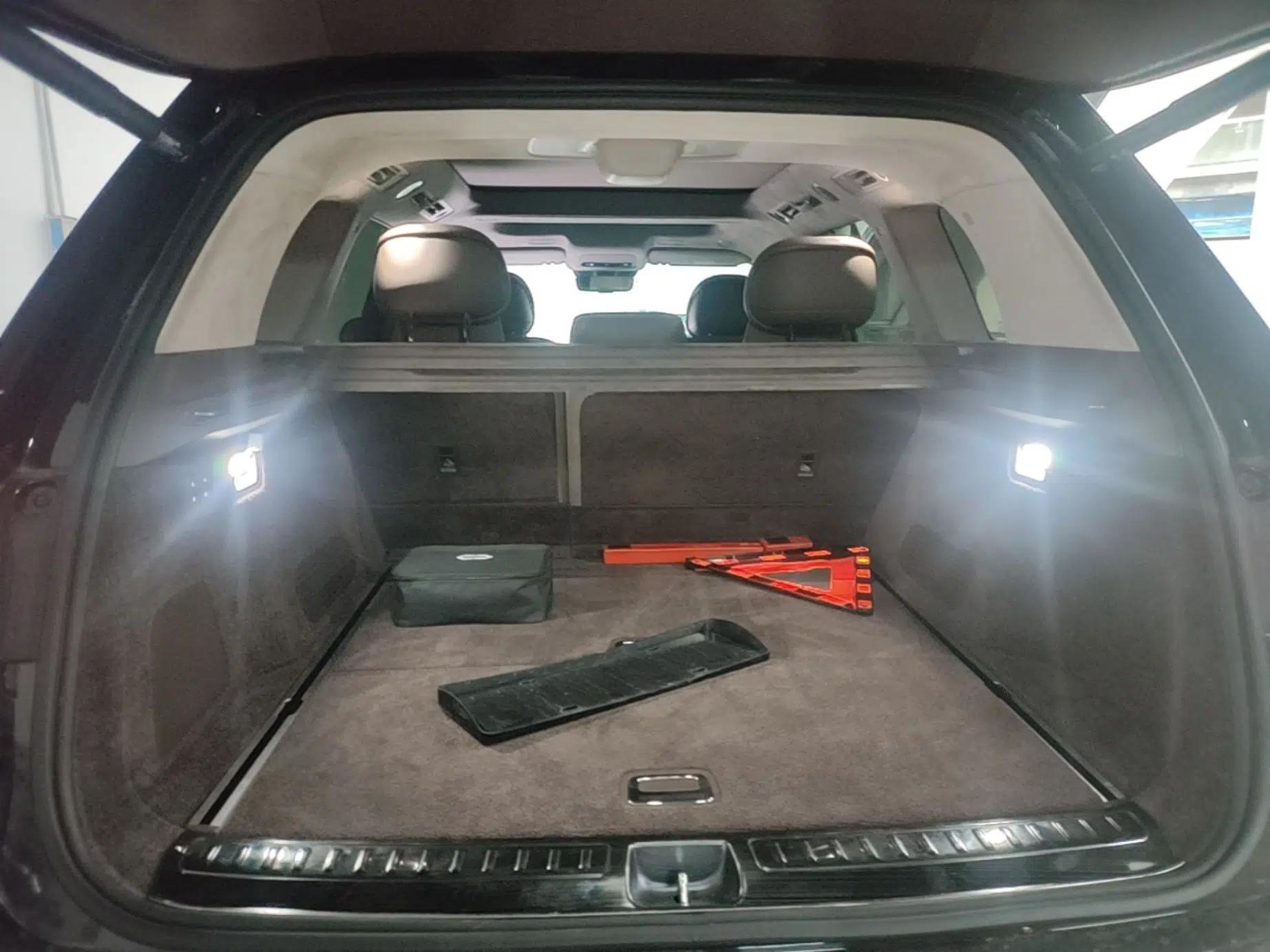 Hima AITO M9 2024 Range-Extended Ultra Version 52 kWh 5-Seater Model — миниатюра 22