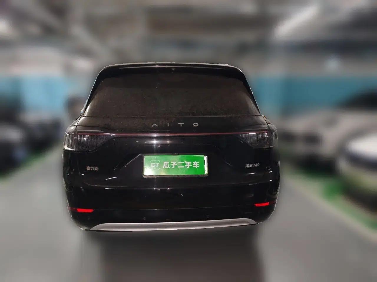 Hima AITO M9 2024 Range-Extended Max Edition 52 kWh 6-Seater Version — миниатюра 5