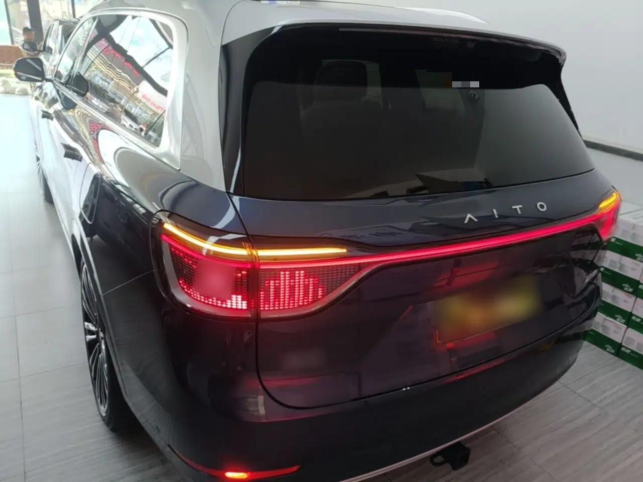 Hima AITO M9 2024 Range-Extended Ultra Version 42 kWh 6-Seater Model — миниатюра 5