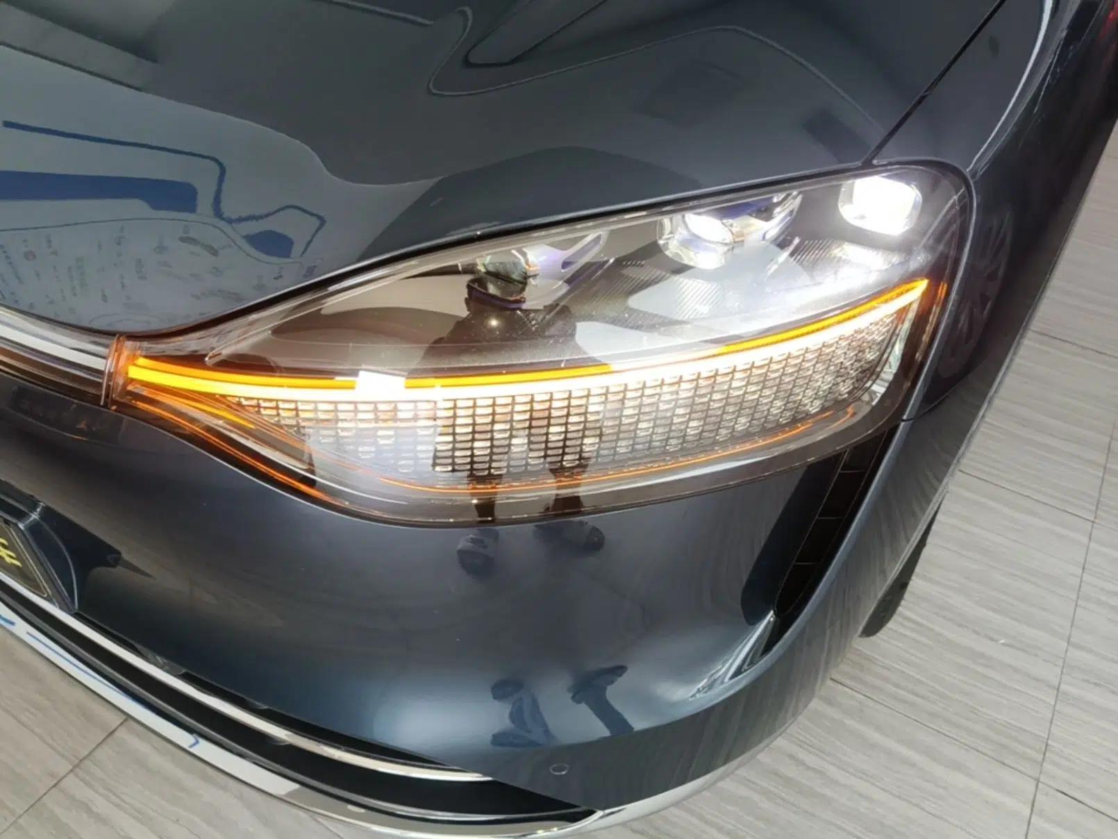 Hima AITO M9 2024 Range-Extended Ultra Version 42 kWh 6-Seater Model — миниатюра 8