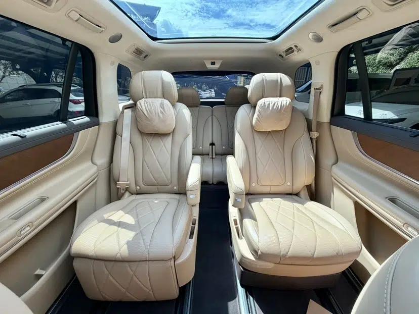 Hima AITO M9 2024 Range-Extended Ultra Version 42 kWh 6-Seater Model — миниатюра 20