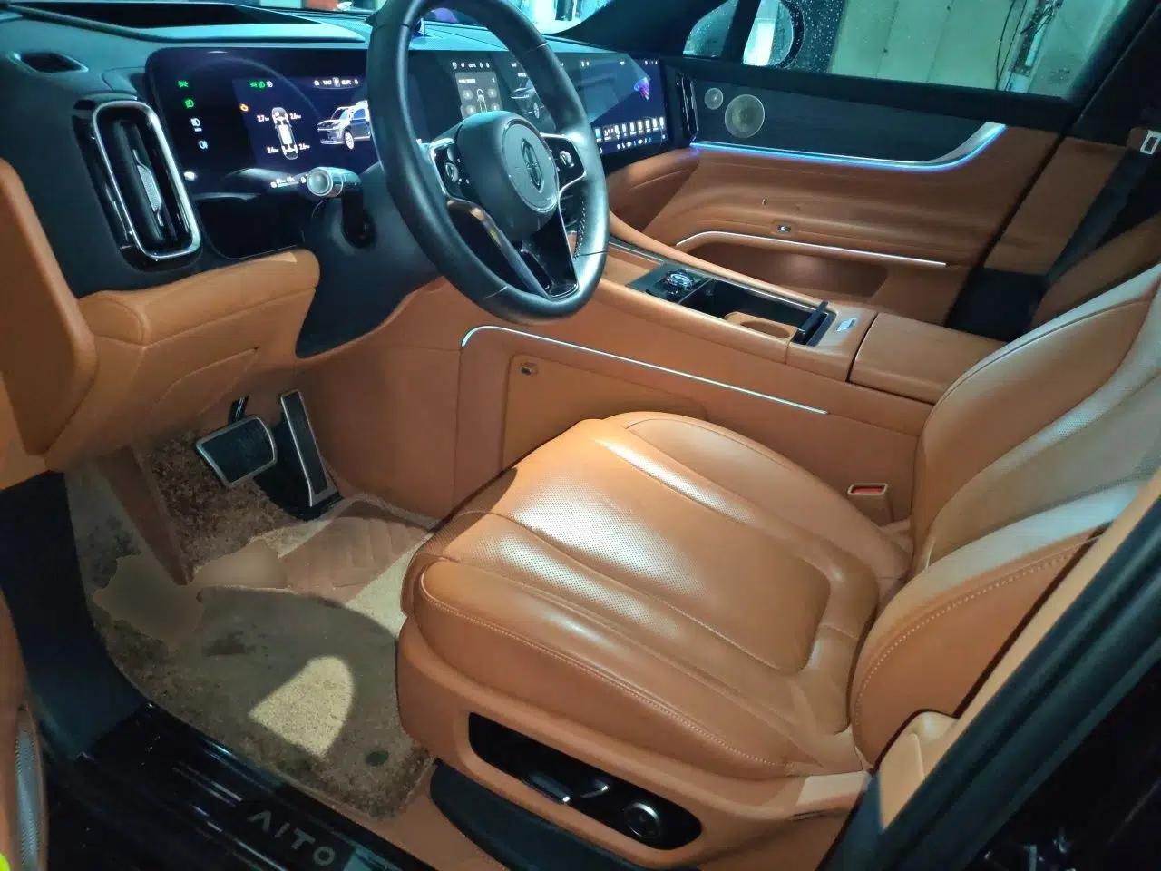 Hima AITO M9 2024 Range-Extended Ultra Version 52 kWh 6-Seater Model — миниатюра 15