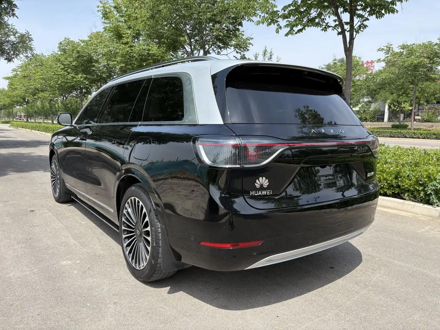 Hima AITO M9 2024 Range-Extended Ultra Version 52 kWh 6-Seater Model — миниатюра 16