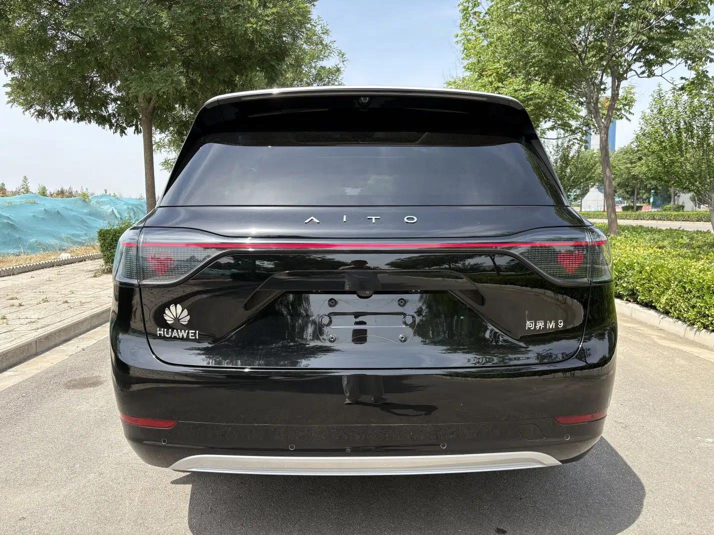 Hima AITO M9 2024 Range-Extended Ultra Version 52 kWh 6-Seater Model — миниатюра 17