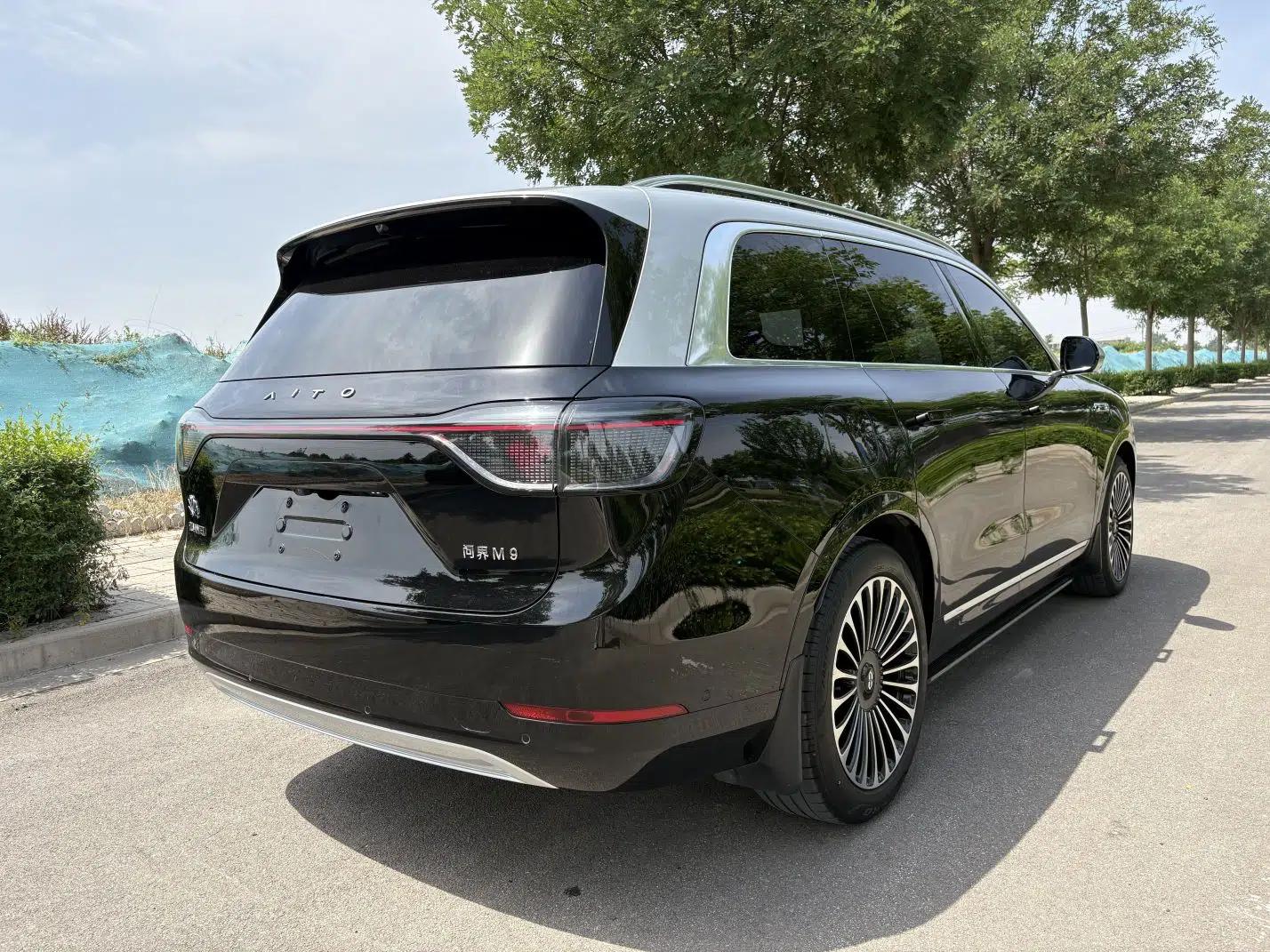 Hima AITO M9 2024 Range-Extended Ultra Version 52 kWh 6-Seater Model — миниатюра 18