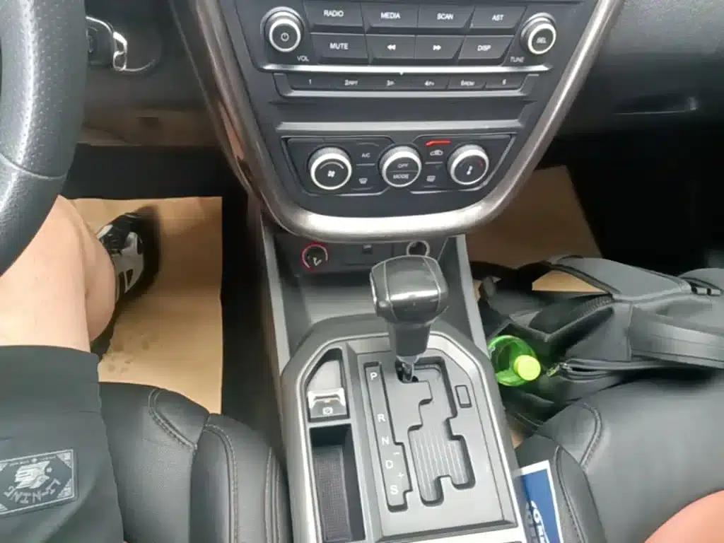 Besturn X80 2017 2.0L Automatic Technology Edition — миниатюра 14