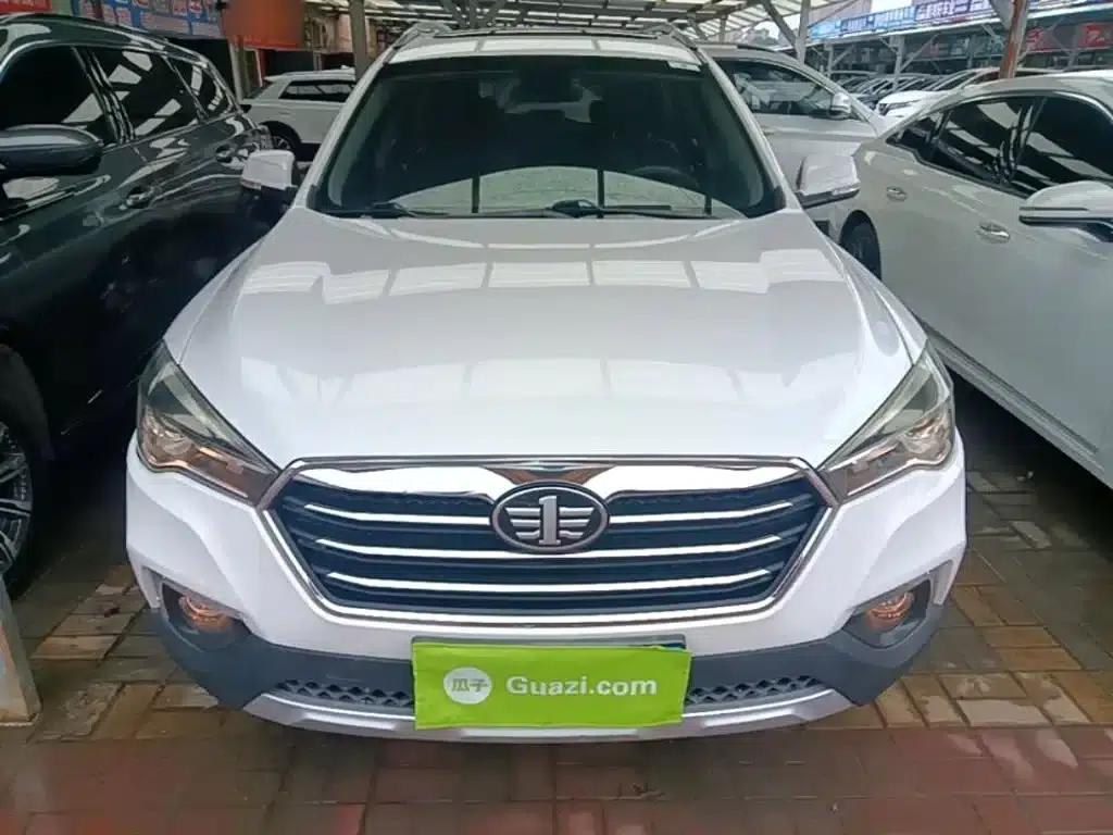 Besturn X80 2017 2.0L Automatic Technology Edition — миниатюра 3