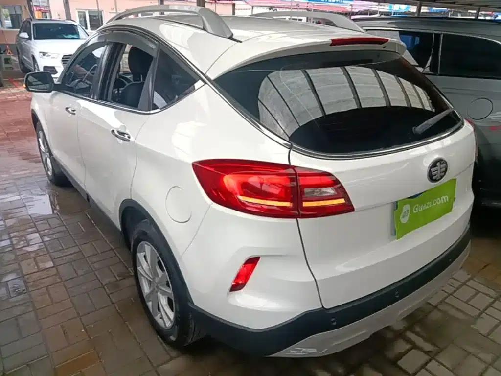 Besturn X80 2017 2.0L Automatic Technology Edition — миниатюра 5