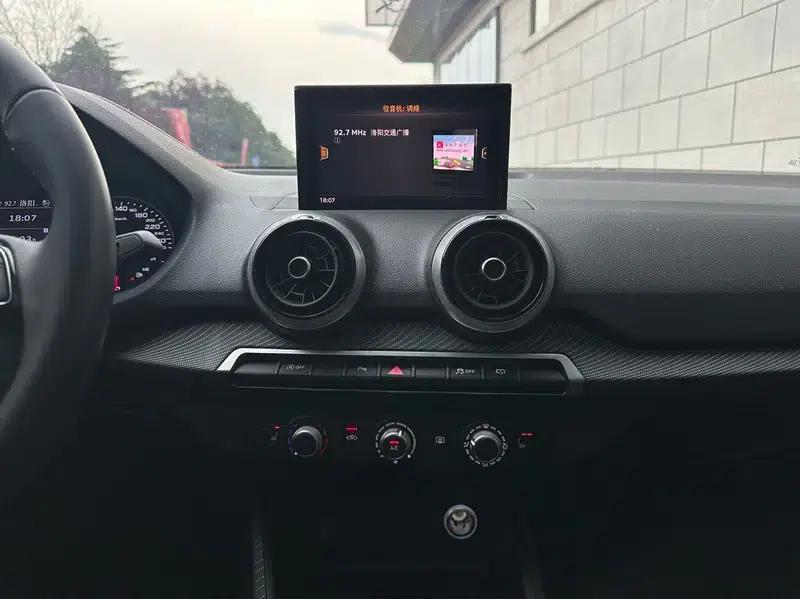 Audi Q2L 2022 35 TFSI Progressive Dynamic Edition — миниатюра 14