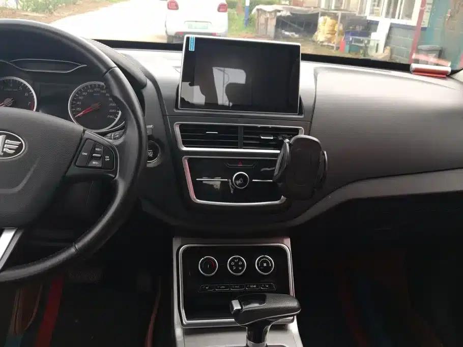 Bestune X40 2019 1.6L Automatic Luxury Edition (National V Emission Standard) — миниатюра 13